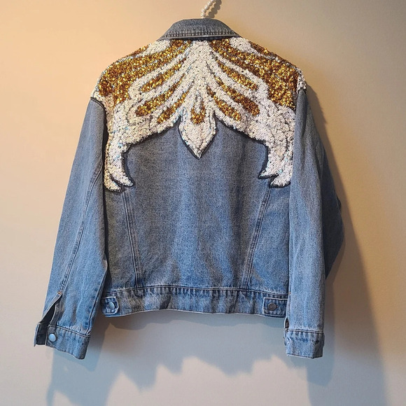 Forever 21 denim jacket  Sequin design in the back women's sz.S - Picture 8 of 8